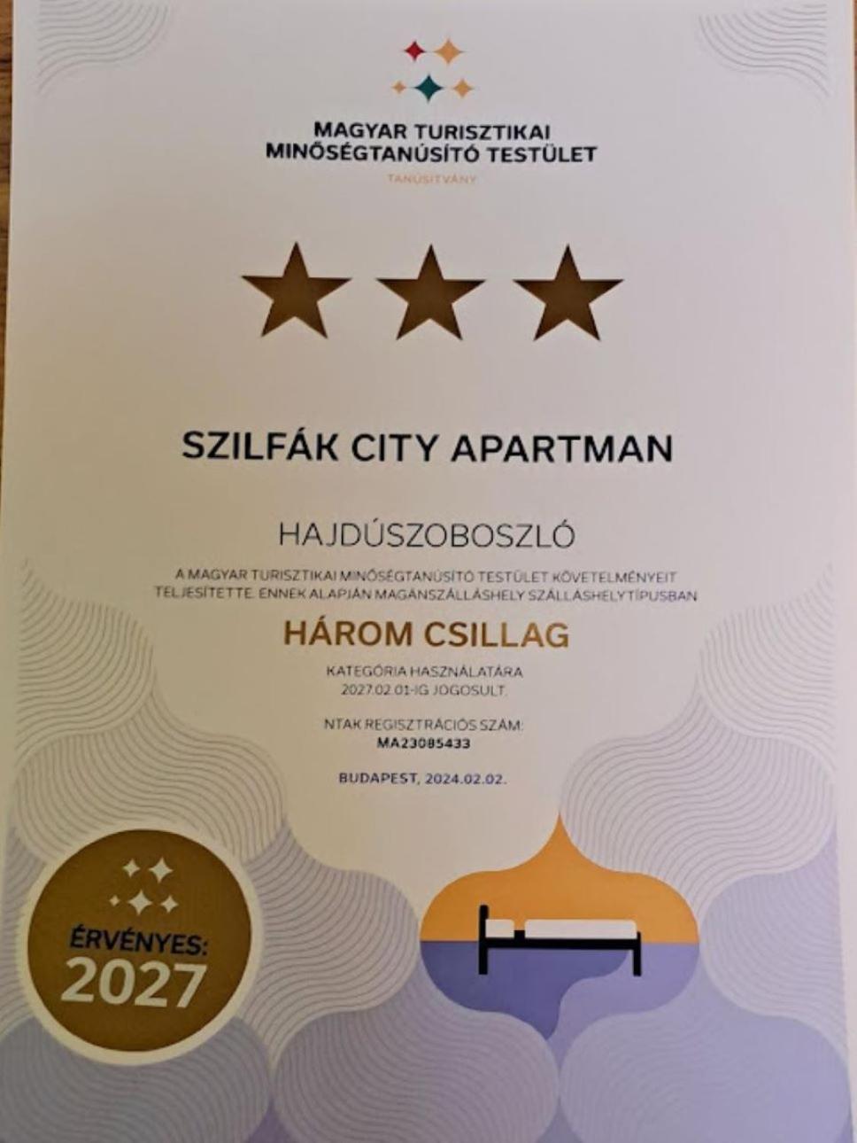 Szilfak City Apartman Hajduszoboszlo Exterior photo